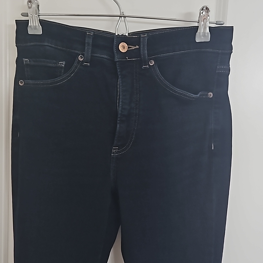 Jean - Picture 3 of 4
